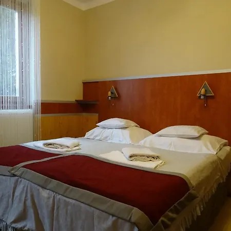 Fortuna Hotel 3*